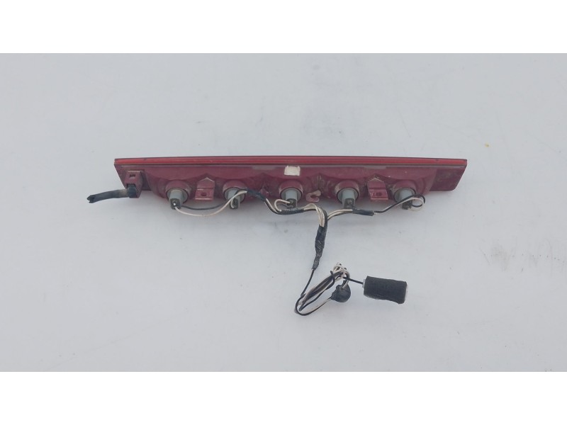 Recambio de luz central de freno para chevrolet captiva (c100, c140) 2.4 referencia OEM IAM   
