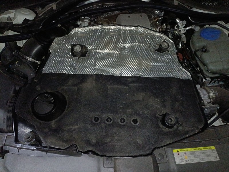 Recambio de tapa motor para audi a7 sportback (4ga, 4gf) 3.0 tdi quattro referencia OEM IAM   