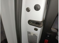 CERRADURA PUERTA DELANTERA IZQUIERDA 