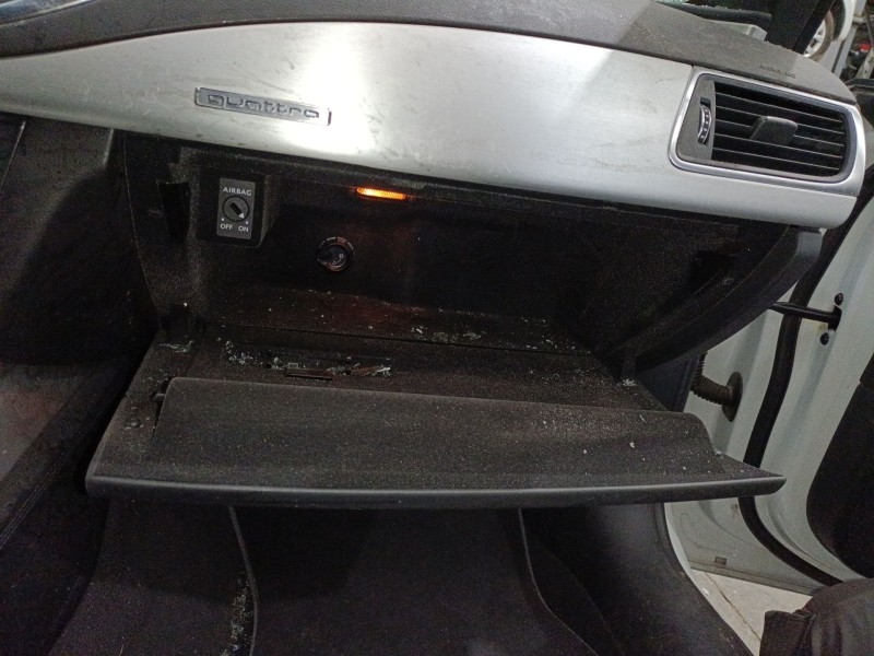 Recambio de guantera para audi a7 sportback (4ga, 4gf) 3.0 tdi quattro referencia OEM IAM   