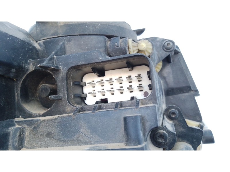 Recambio de faro izquierdo xenon para volkswagen touareg (7l6) referencia OEM IAM 3D0909157  E1-B6-18-2