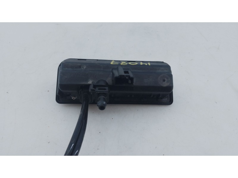 Recambio de maneta exterior porton para skoda karoq 2.0 tdi nu7 referencia OEM IAM   