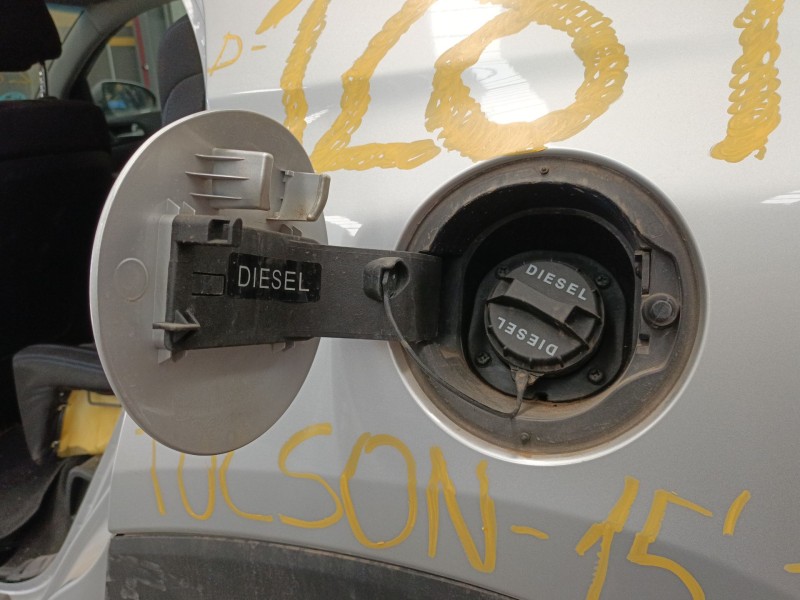 Recambio de tapa exterior combustible para hyundai tucson (tl, tle) 1.7 crdi referencia OEM IAM   