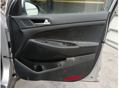 GUARNECIDO PUERTA DELANTERA DERECHA 