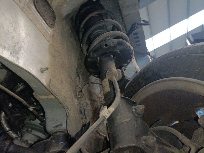 Recambio de amortiguador delantero izquierdo para hyundai tucson (tl, tle) 1.7 crdi referencia OEM IAM   