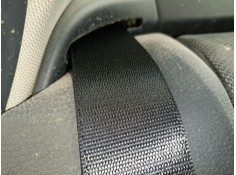 CINTURON SEGURIDAD TRASERO DERECHO 