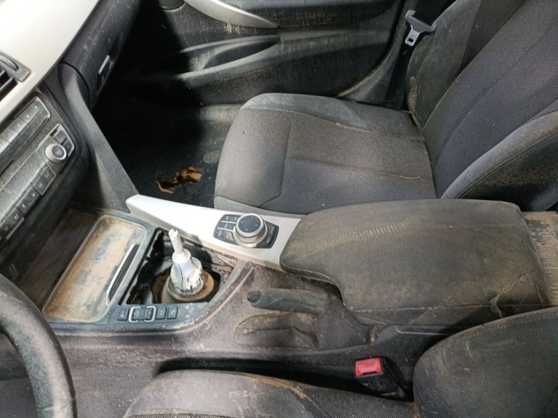 Recambio de consola central para bmw 3 (f30, f80) 320 d referencia OEM IAM   