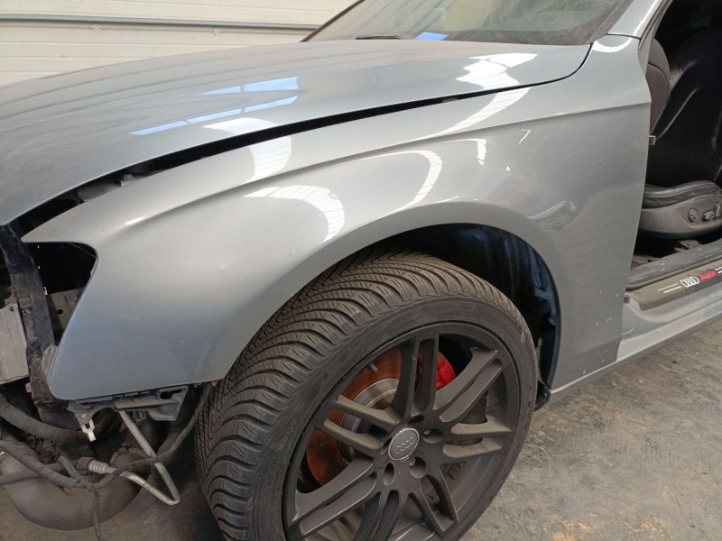 Recambio de aleta delantera izquierda para audi a4 b7 (8ec) 2.0 tdi referencia OEM IAM   