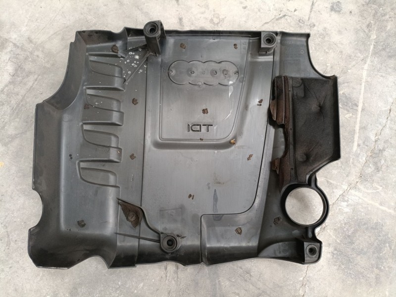 Recambio de tapa motor para audi a4 b7 (8ec) 2.0 tdi referencia OEM IAM   