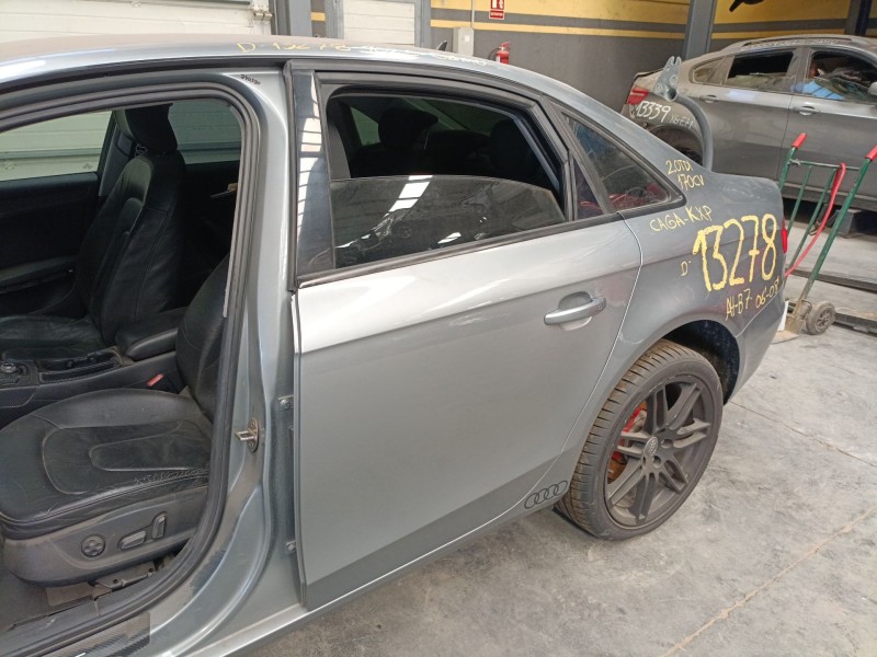 Recambio de puerta trasera izquierda para audi a4 b7 (8ec) 2.0 tdi referencia OEM IAM   
