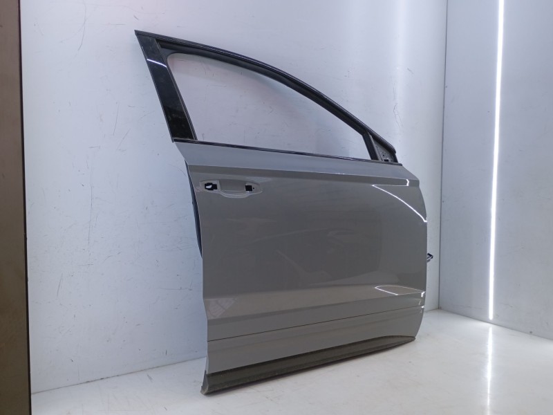 Recambio de puerta delantera derecha para skoda karoq 2.0 tdi nu7 referencia OEM IAM   E4-A3-14