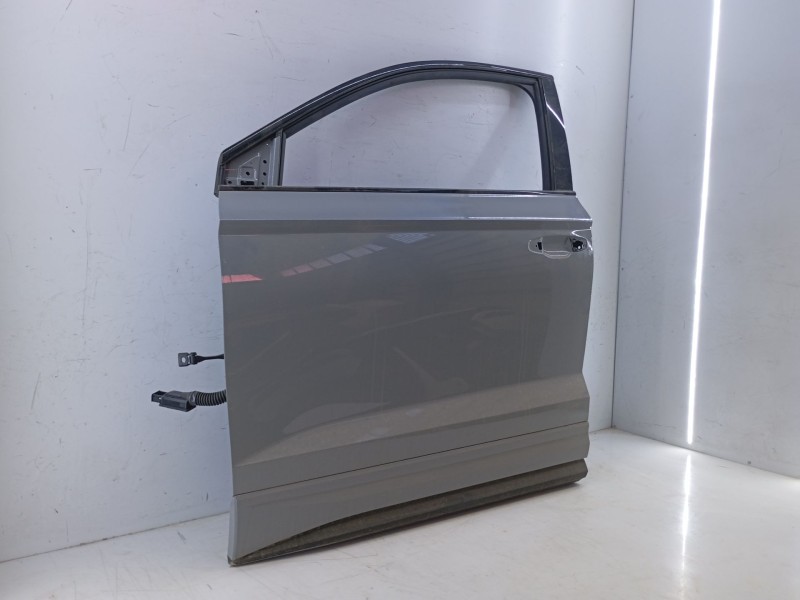 Recambio de puerta delantera izquierda para skoda karoq 2.0 tdi nu7 referencia OEM IAM   
