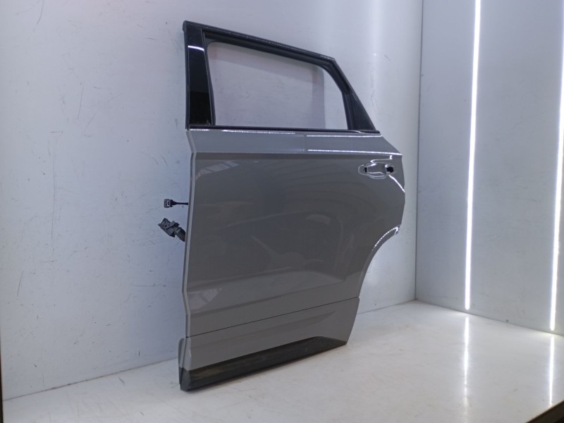 Recambio de puerta trasera izquierda para skoda karoq 2.0 tdi nu7 referencia OEM IAM   E4-A3-14