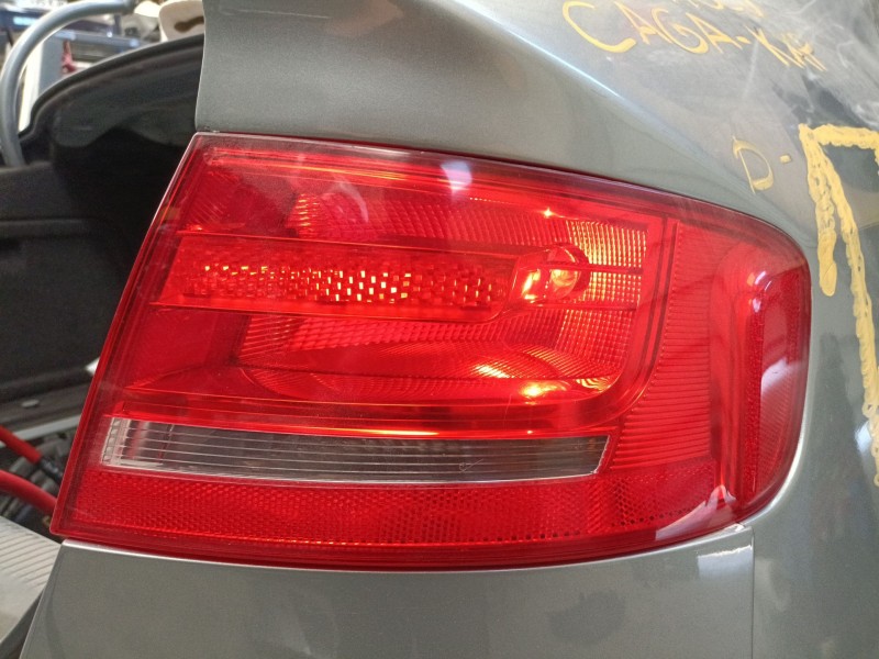 Recambio de piloto trasero derecho para audi a4 b7 (8ec) 2.0 tdi referencia OEM IAM   