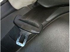 CINTURON SEGURIDAD TRASERO DERECHO 
