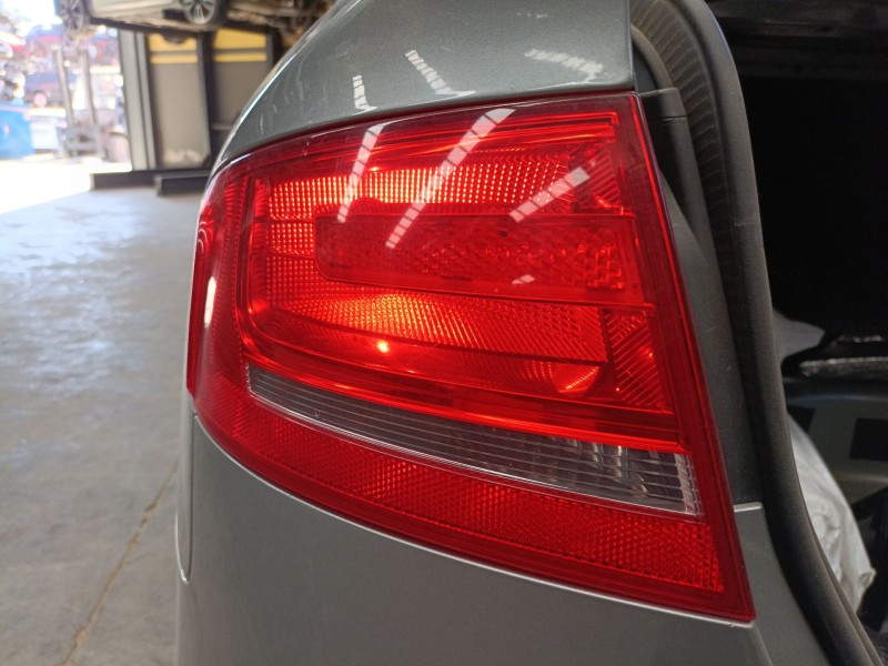 Recambio de piloto trasero izquierdo para audi a4 b7 (8ec) 2.0 tdi referencia OEM IAM   