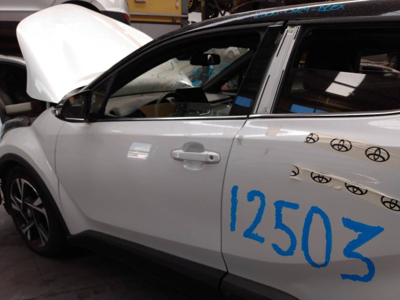 Recambio de puerta delantera izquierda para toyota c-hr hybrid dynamic referencia OEM IAM   