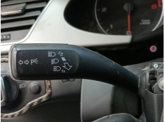 Recambio de mando intermitentes para audi a4 b7 (8ec) 2.0 tdi referencia OEM IAM   