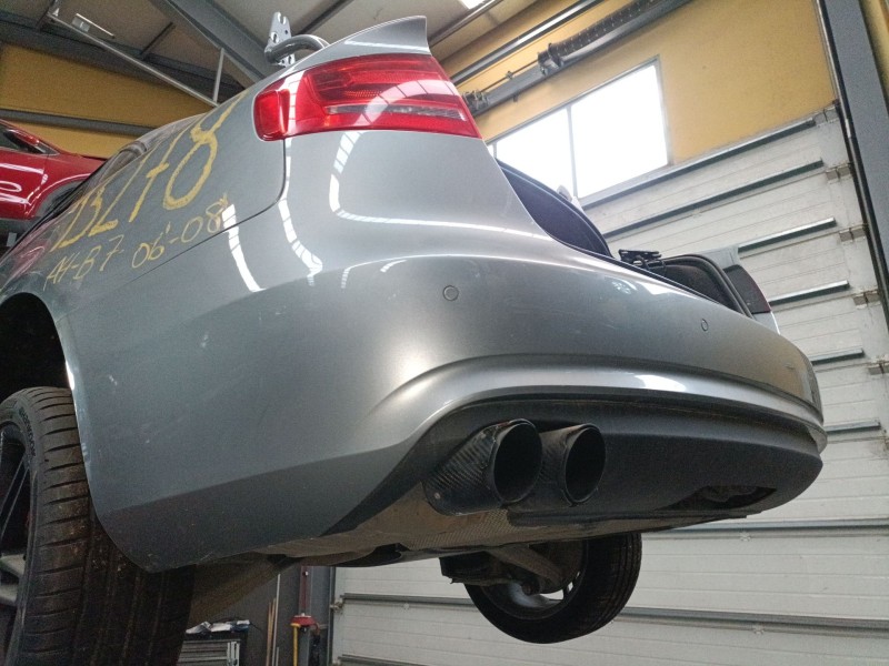 Recambio de paragolpes trasero para audi a4 b7 (8ec) 2.0 tdi referencia OEM IAM   