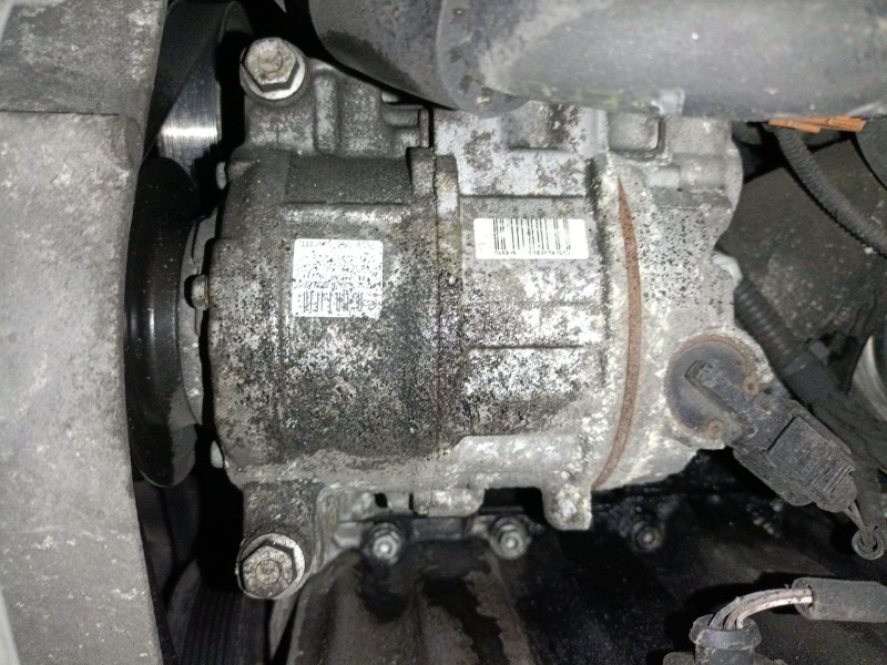 Recambio de compresor aire acondicionado para audi a4 b7 (8ec) 2.0 tdi referencia OEM IAM   
