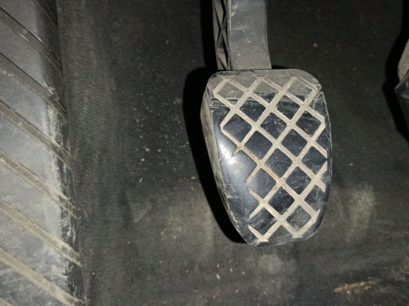 Recambio de pedal embrague para audi a4 b7 (8ec) 2.0 tdi referencia OEM IAM   