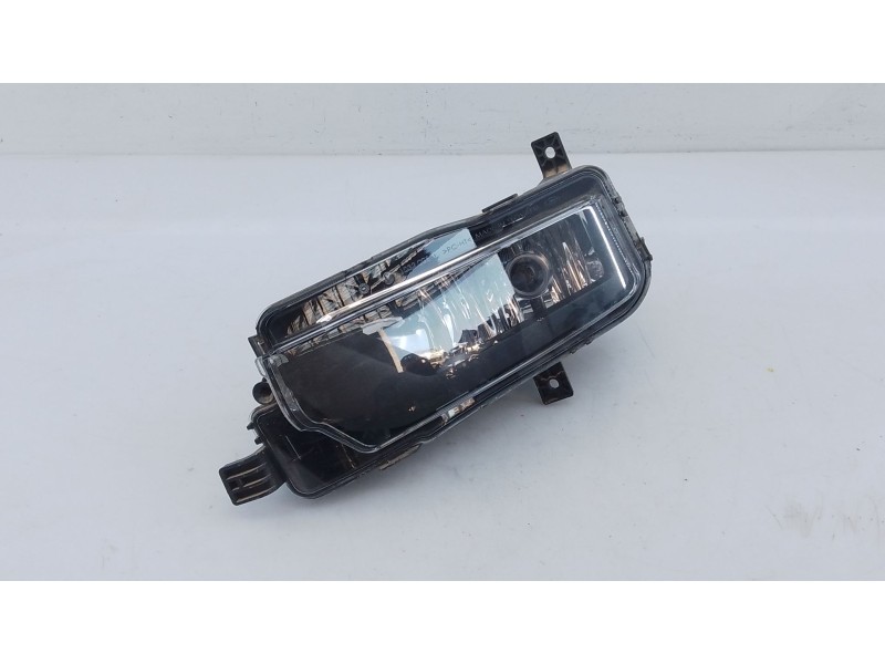 Recambio de faro antiniebla izquierdo para volkswagen crafter caja/chasis (sz_) 2.0 tdi rwd referencia OEM IAM   