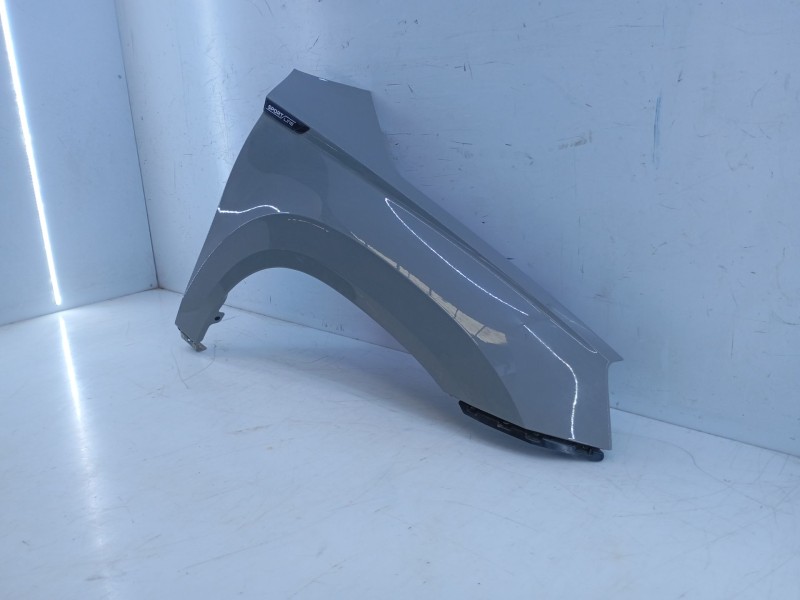 Recambio de aleta delantera derecha para skoda karoq 2.0 tdi nu7 referencia OEM IAM   E4-A2-13