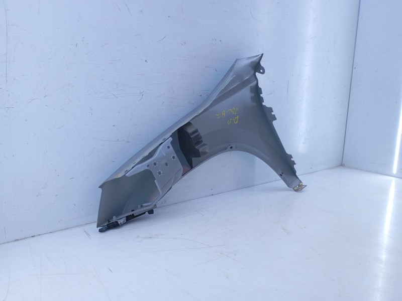 Recambio de aleta delantera derecha para skoda karoq 2.0 tdi nu7 referencia OEM IAM   E4-A2-13