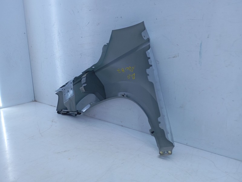 Recambio de aleta delantera derecha para skoda karoq 2.0 tdi nu7 referencia OEM IAM   E4-A2-13