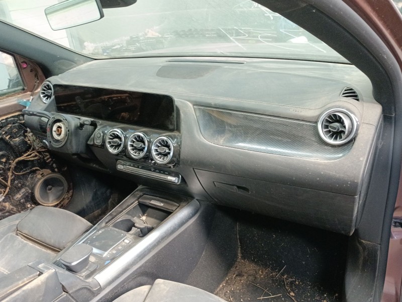 Recambio de salpicadero para mercedes-benz gla (h247) amg gla 35 4-matic (247.751) referencia OEM IAM   