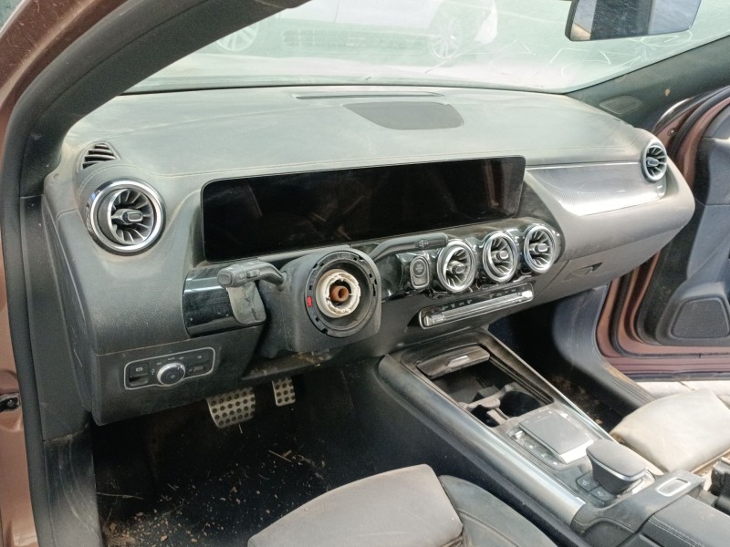 Recambio de salpicadero para mercedes-benz gla (h247) amg gla 35 4-matic (247.751) referencia OEM IAM   