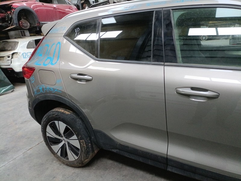 Recambio de puerta trasera derecha para volvo xc40 (536) t3 referencia OEM IAM   