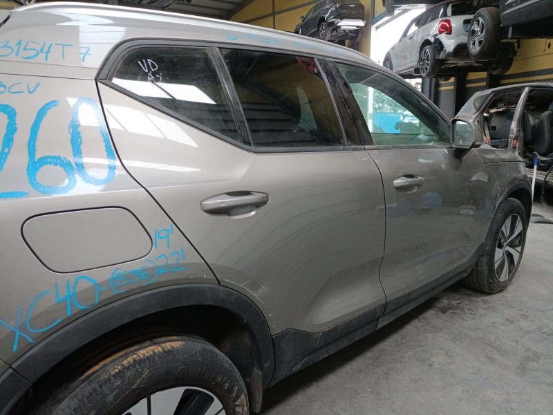 Recambio de puerta trasera derecha para volvo xc40 (536) t3 referencia OEM IAM   