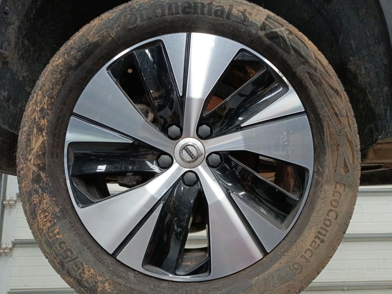 Recambio de llanta para volvo xc40 (536) t3 referencia OEM IAM 235/55/18  