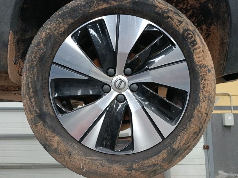 Recambio de llanta para volvo xc40 (536) t3 referencia OEM IAM 235/55/18  