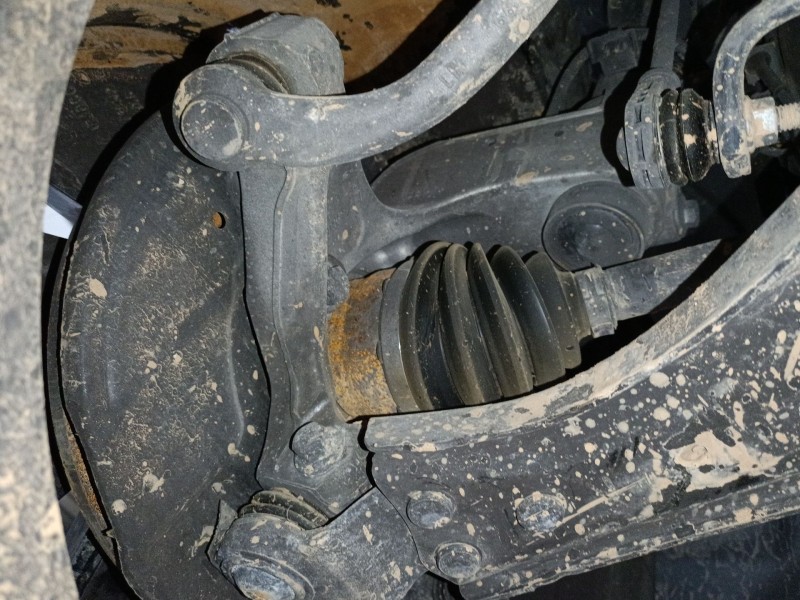 Recambio de mangueta delantera izquierda para volvo xc40 (536) t3 referencia OEM IAM   