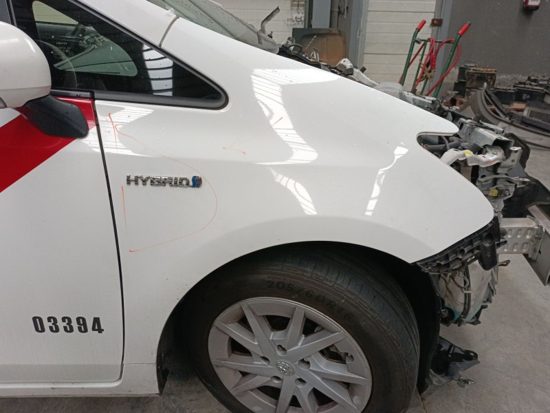 Recambio de aleta delantera derecha para toyota prius plus (_w4_) 1.8 hybrid (zvw40w, zvw41w) referencia OEM IAM   