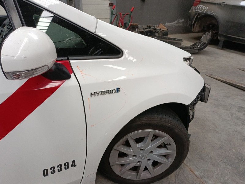 Recambio de aleta delantera derecha para toyota prius plus (_w4_) 1.8 hybrid (zvw40w, zvw41w) referencia OEM IAM   