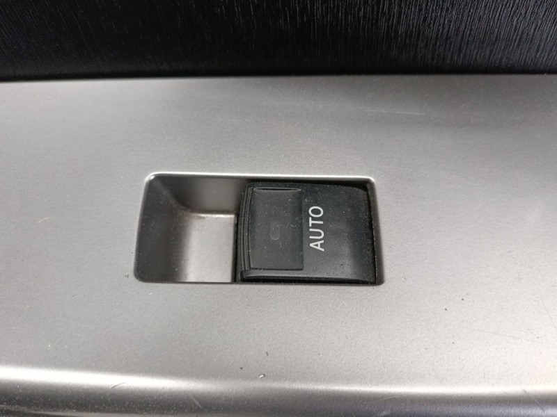 Recambio de mando elevalunas delantero derecho para toyota prius plus (_w4_) 1.8 hybrid (zvw40w, zvw41w) referencia OEM IAM   