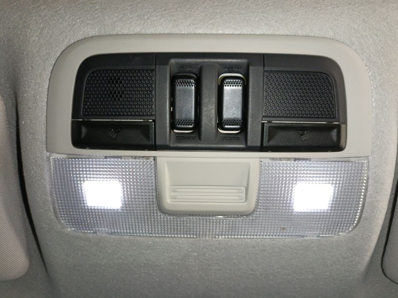 Recambio de luz interior para subaru xv (_gp_) 2.0 d awd (gpd) referencia OEM IAM   