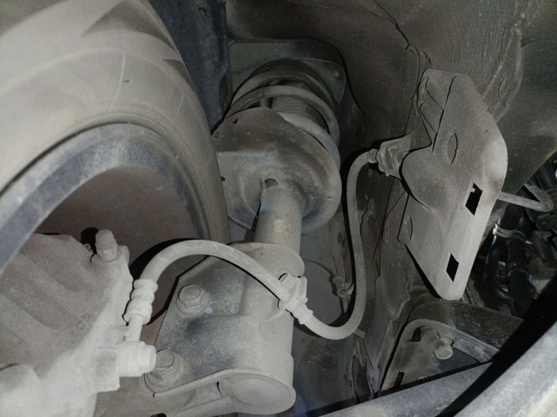 Recambio de amortiguador delantero izquierdo para subaru xv (_gp_) 2.0 d awd (gpd) referencia OEM IAM   