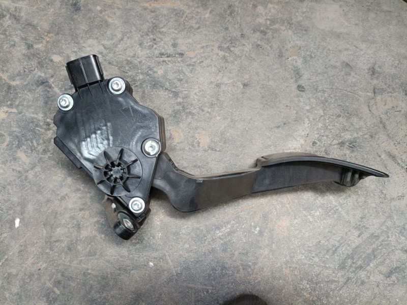 Recambio de pedal acelerador para subaru xv (_gp_) 2.0 d awd (gpd) referencia OEM IAM 36010FJ050 1988001020 