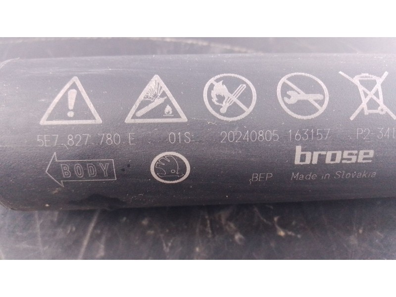 Recambio de amortiguadores maletero / porton para skoda octavia iv combi (nx5, pv5) 2.0 tdi referencia OEM IAM 5E7827780E  P2-A2