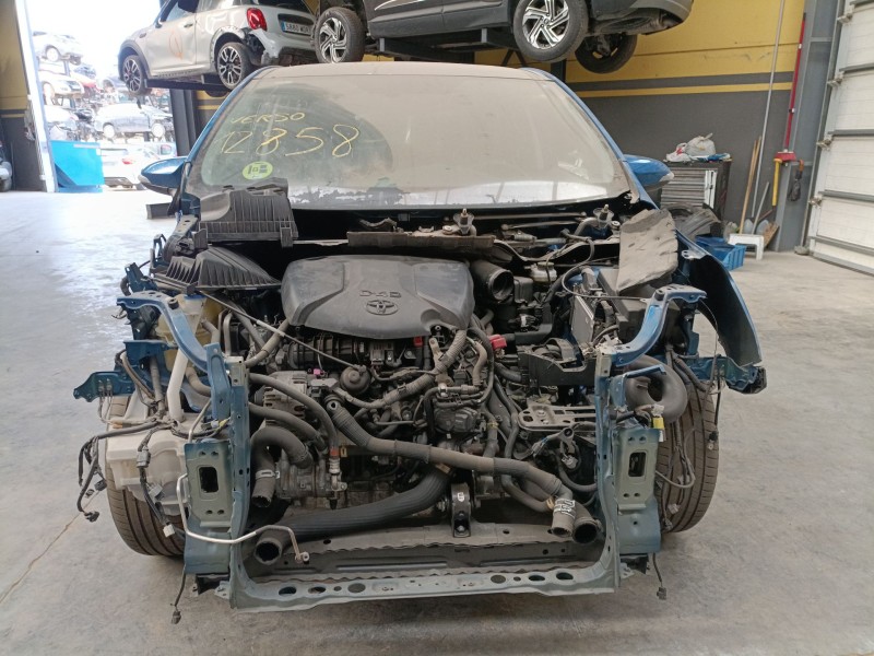 toyota verso (_r2_) del año 2014