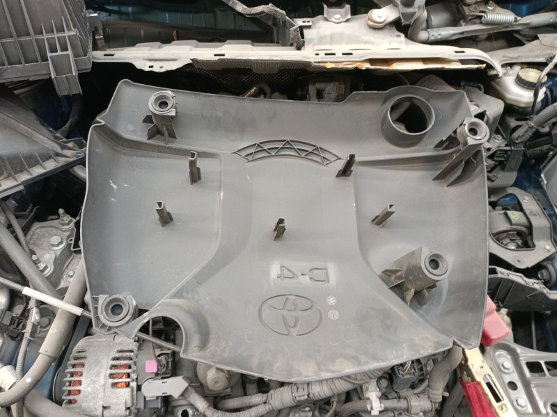 Recambio de tapa motor para toyota verso (_r2_) 1.6 d4-d (war20_) referencia OEM IAM   