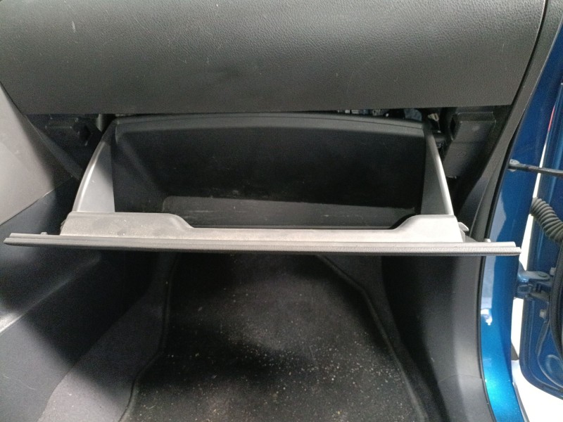 Recambio de guantera para toyota verso (_r2_) 1.6 d4-d (war20_) referencia OEM IAM   