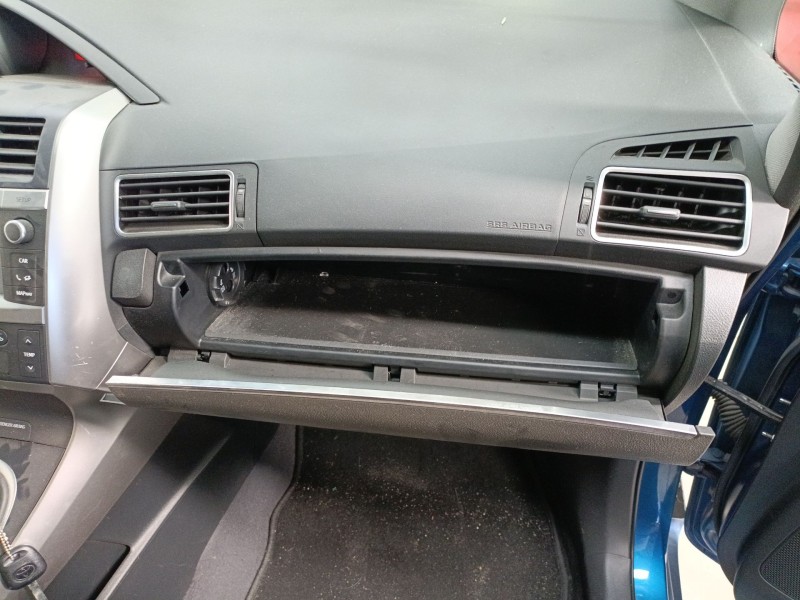 Recambio de guantera para toyota verso (_r2_) 1.6 d4-d (war20_) referencia OEM IAM   