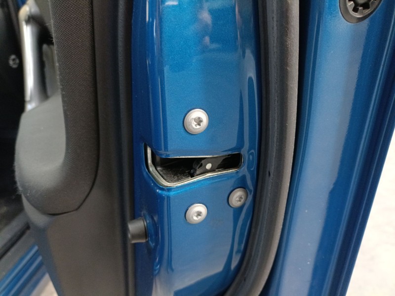 Recambio de cerradura puerta delantera derecha para toyota verso (_r2_) 1.6 d4-d (war20_) referencia OEM IAM   