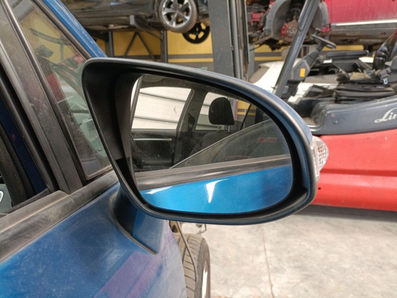Recambio de retrovisor derecho electrico para toyota verso (_r2_) 1.6 d4-d (war20_) referencia OEM IAM   