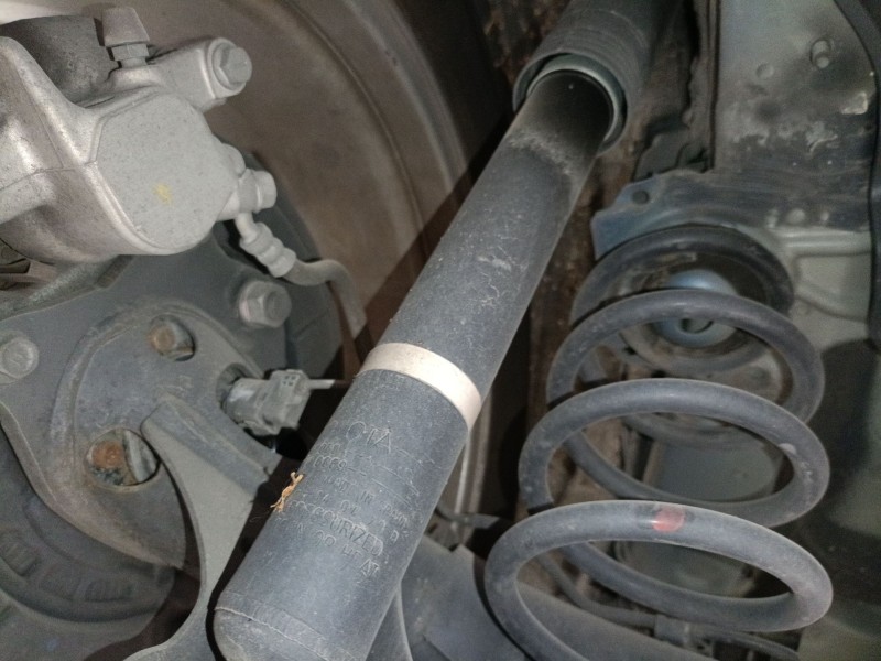 Recambio de amortiguador trasero izquierdo para toyota verso (_r2_) 1.6 d4-d (war20_) referencia OEM IAM   